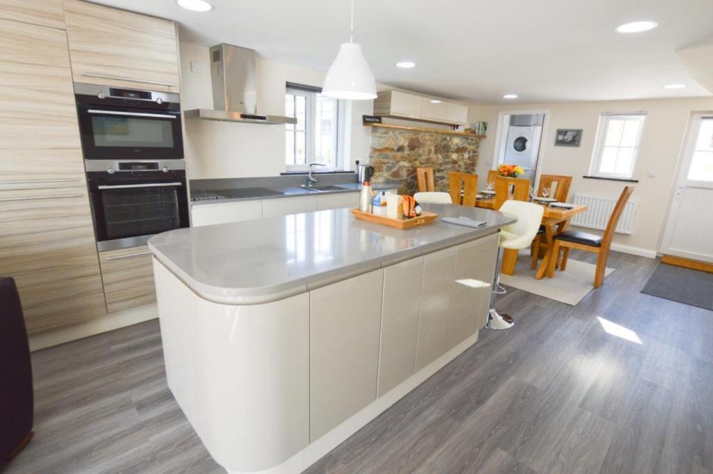 Sunnyside Barn Villa Труро Екстериор снимка